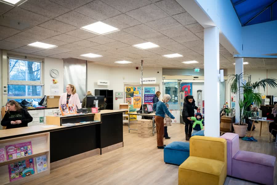 Studieplekken geopend in DOK Voorhof mét gratis huiswerkhulp