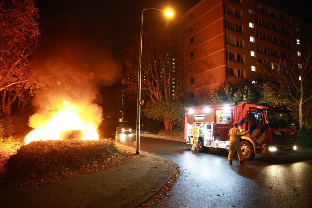 Weer een auto in brand gestoken in Delft, 27e keer dit jaar