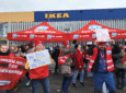 Medewerkers IKEA Delft in staking