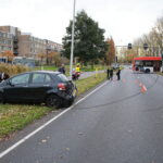 Aanrijding tussen auto en stadsbus op Prinses Beatrixlaan