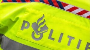 Agent schiet per ongeluk met vuurwapen tijdens aanhouding in Den Hoorn