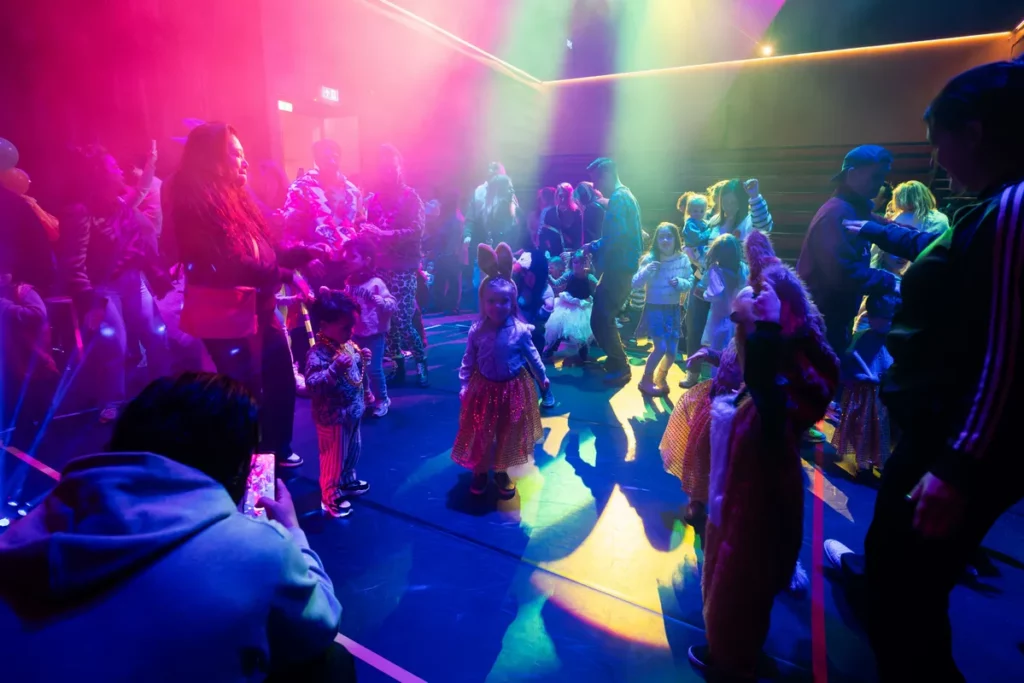 Raven tot jaar zeven: Pleuterfestival in De Veste sluit af met ‘knallend feest’