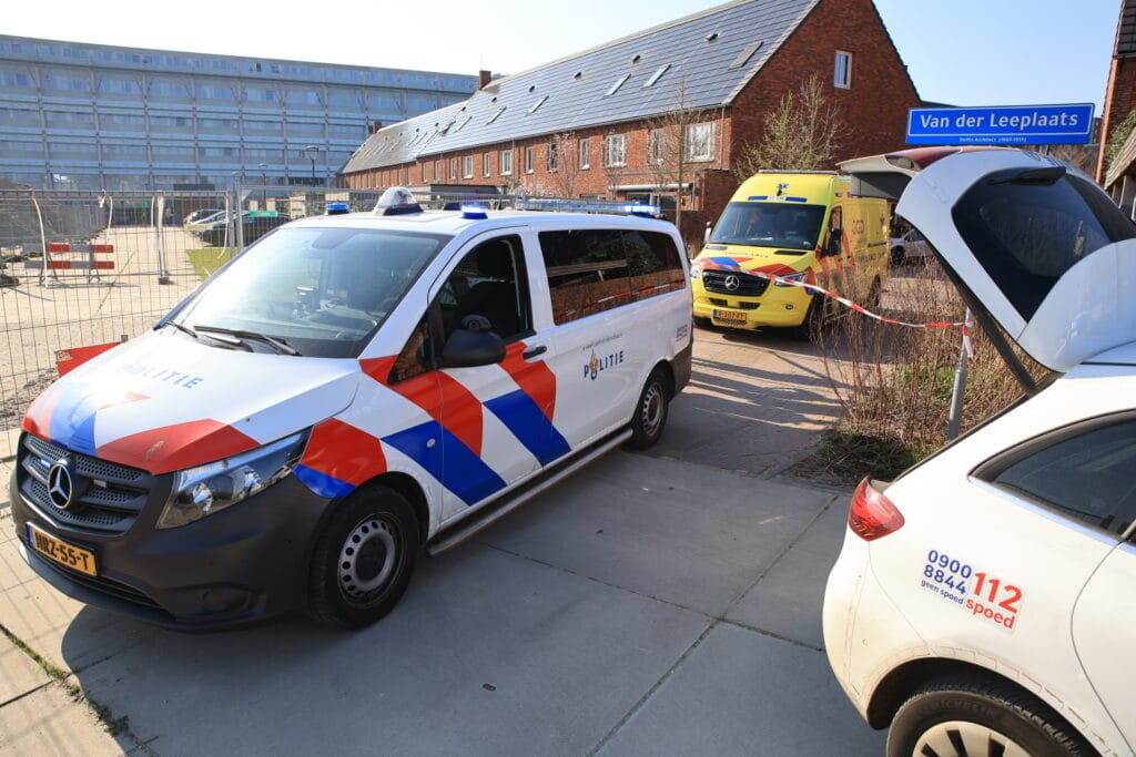 Kind zwaargewond na ongeval met busje Van der Leeplaats Wippolder