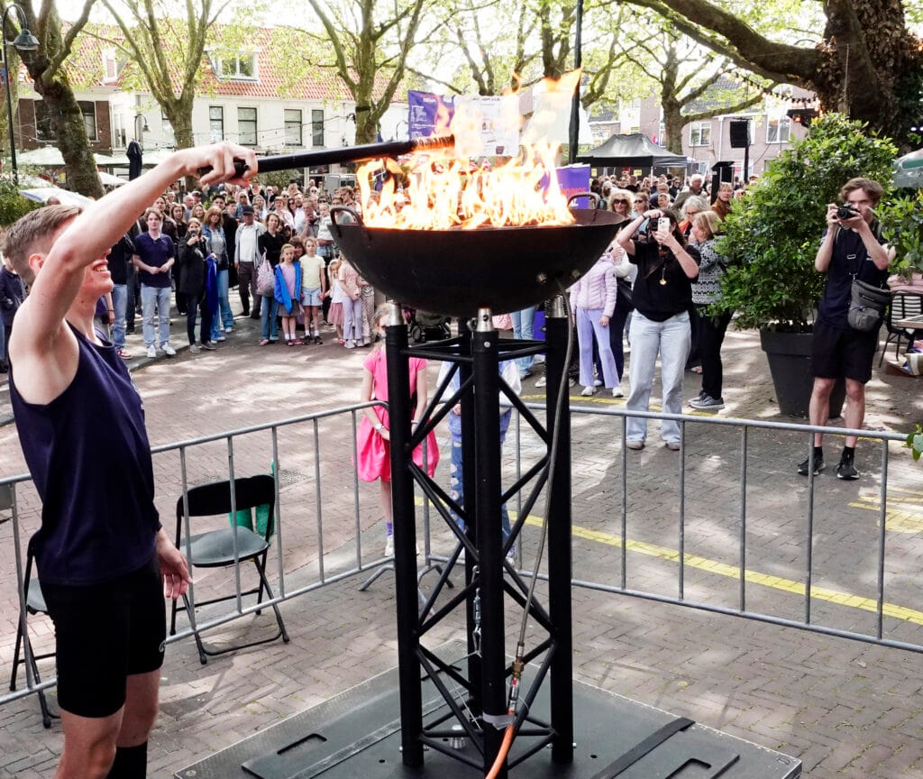 Delft viert Bevrijdingsdag op het Doelenplein