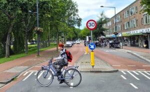 Amsterdams voorbeeld? Nieuwe coalitie wil dat 30 kilometer per uur ‘de norm’ wordt