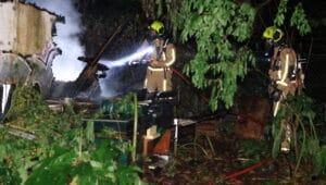 Brand verwoest keet van imker: ‘Meer dan 100.000 bijen dood’