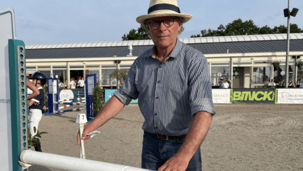 Van kritische ruiter tot veelgevraagd parcoursbouwer: ‘Paardensport is prachtig mooi’