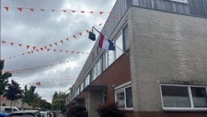 Blijdschap bij geslaagde middelbare scholieren: ‘Kon niet stoppen met huilen’