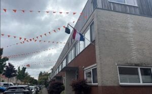 Blijdschap bij geslaagde middelbare scholieren: ‘Kon niet stoppen met huilen’